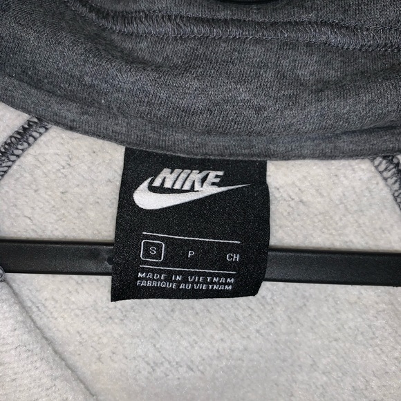 NIKE Half Zip Sweater - Picture 3 of 4